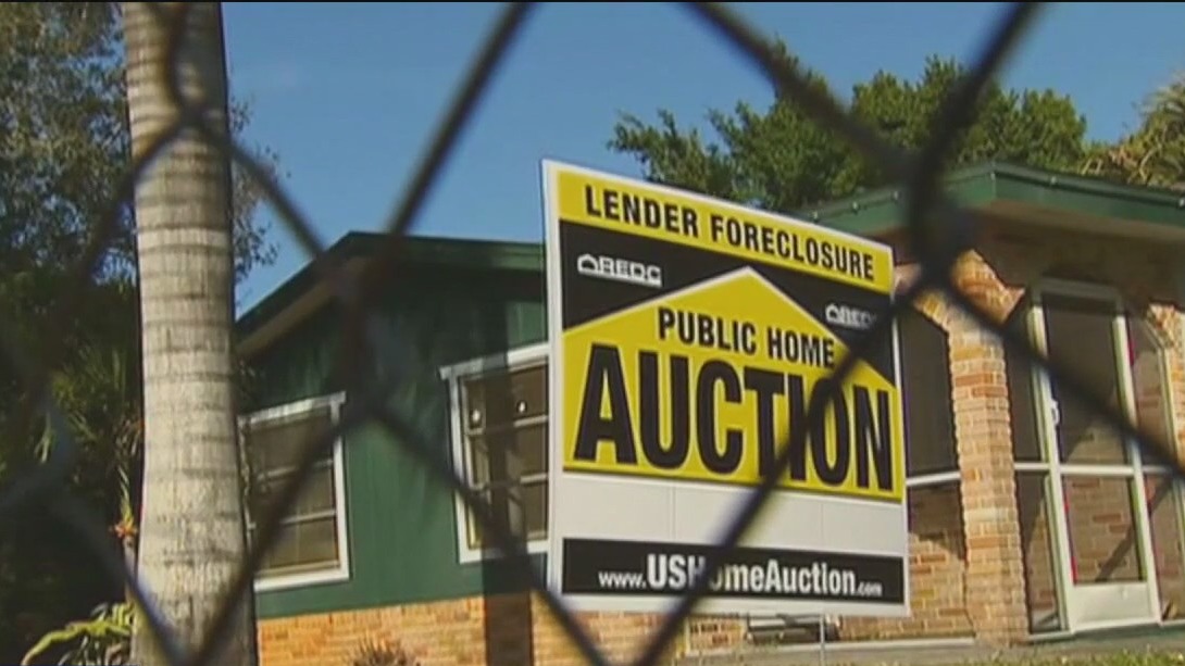 Florida leads nation in foreclosures, report says
