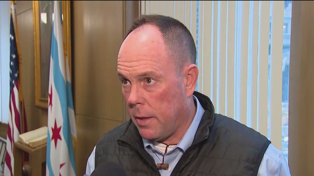 Chicago City Council holds emergency meeting on budget report