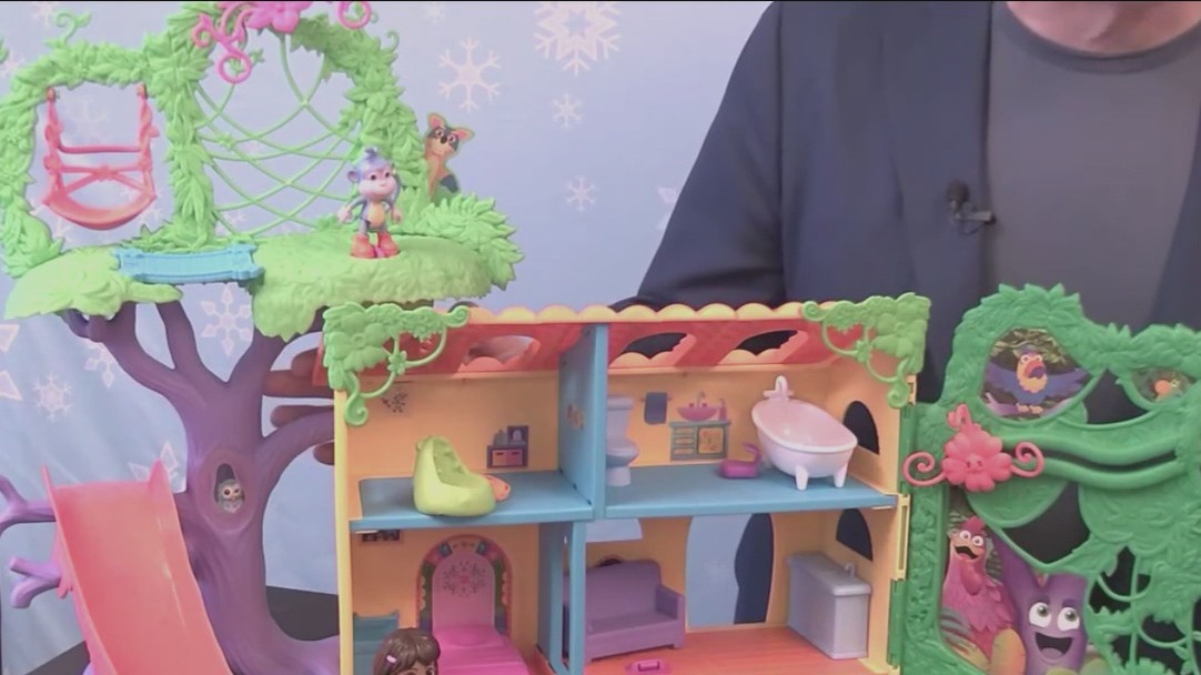 Unwrapping the season’s hottest toys with "The Toy Guy"