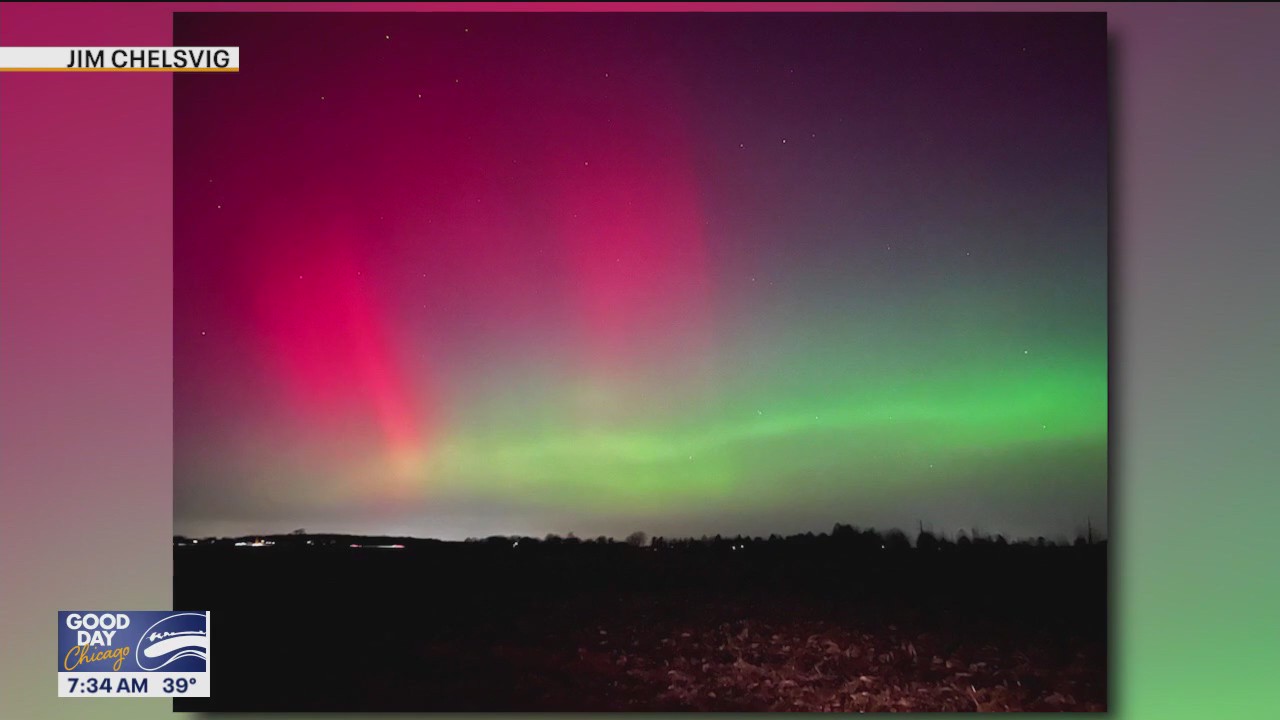 Northern lights dazzle over Chicagoland